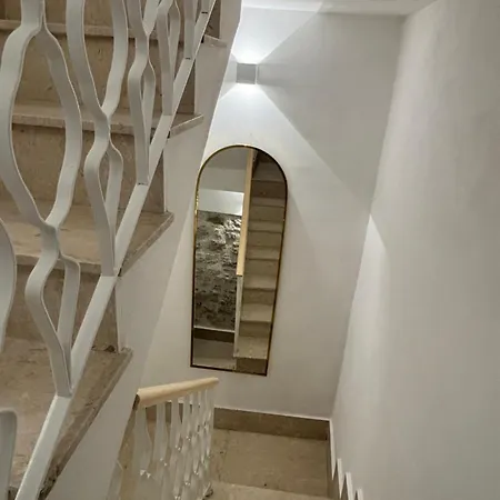 Casa Calogera - Romantica Dimora A Apartment Cammarata